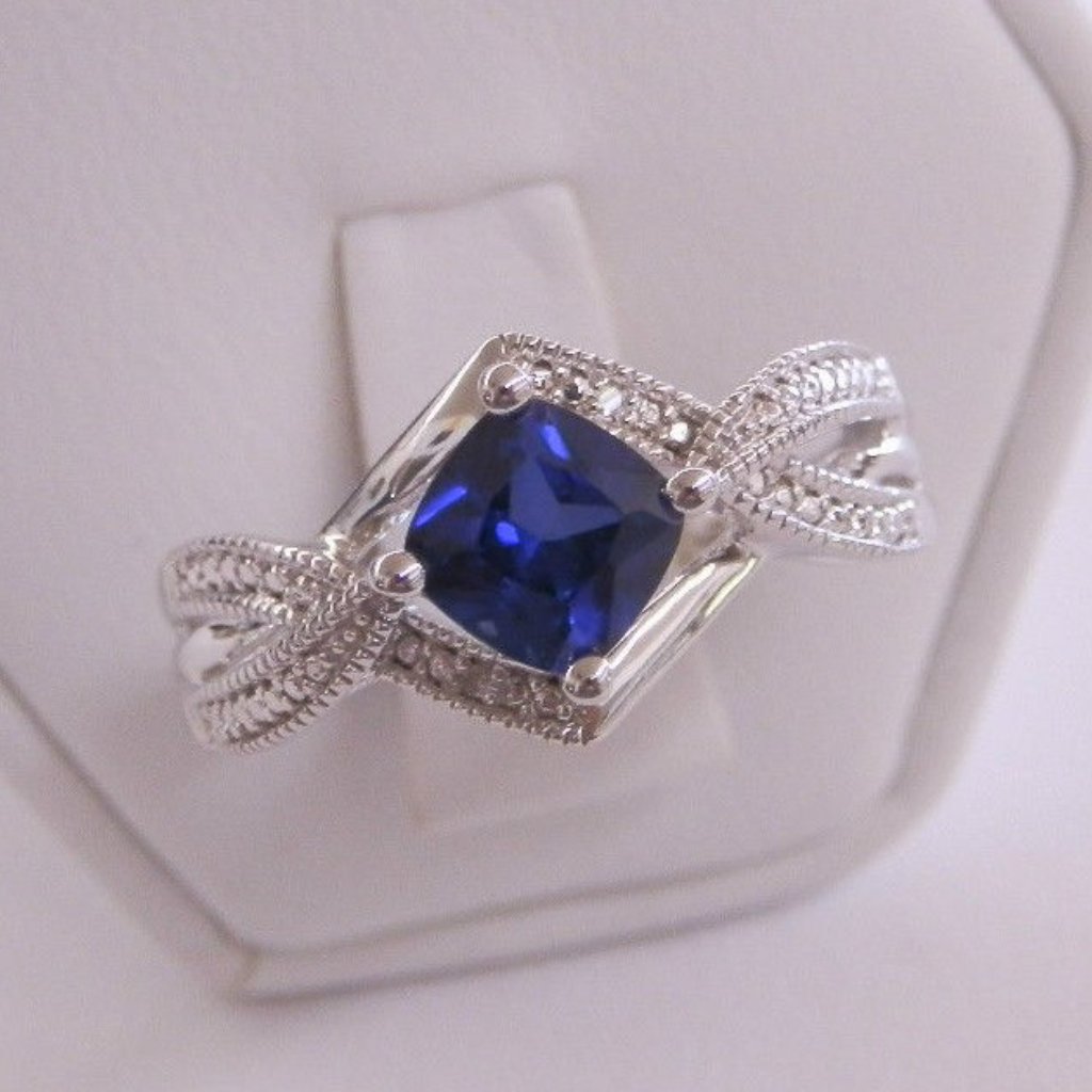 New Womens Blue Sapphire Sterling Silver  14kt Ring Size 7